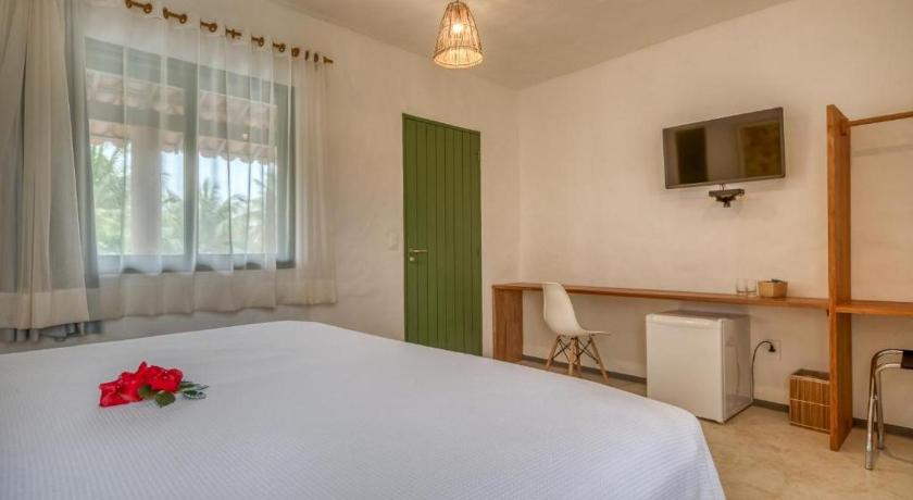 Image of Deluxe King Suite 5