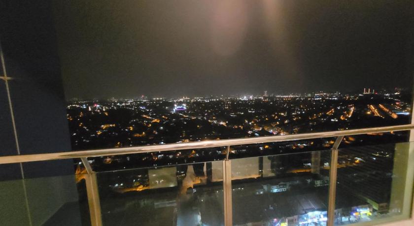 MHA 19 EVO SUlTE SOHO BANDAR BARU BANGI FREE NETFLIX AND WIFI photo