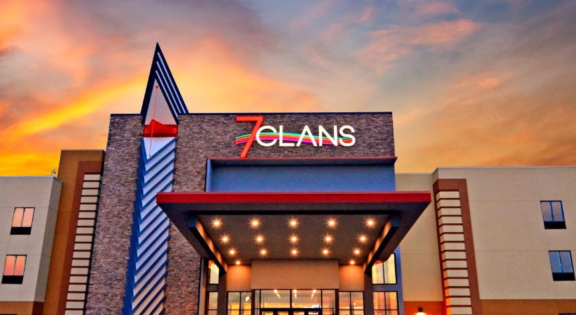 7Clans Hotel & Resort