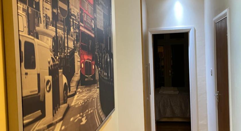 Amazing Studio Apartment in North East London photo