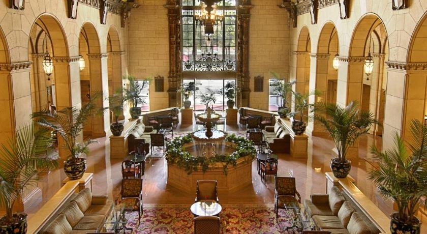 The Biltmore Los Angeles 실제 이용후기 및 할인 특가