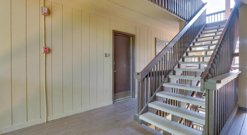 Hilton Head Island Condo - Walk to Pool and Beach! photo