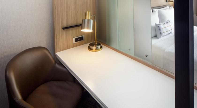 SpringHill Suites by Marriott New York JFK Airport/Jamaica photo
