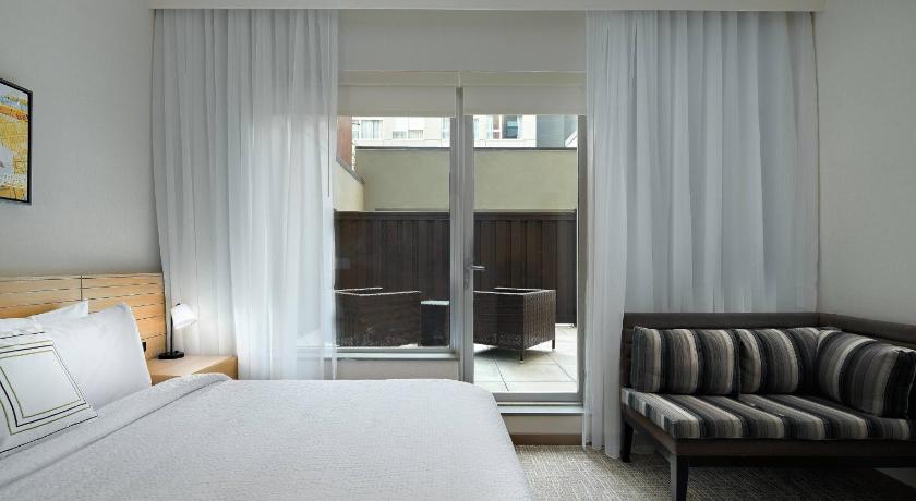 TownePlace Suites New York Manhattan/Times Square photo