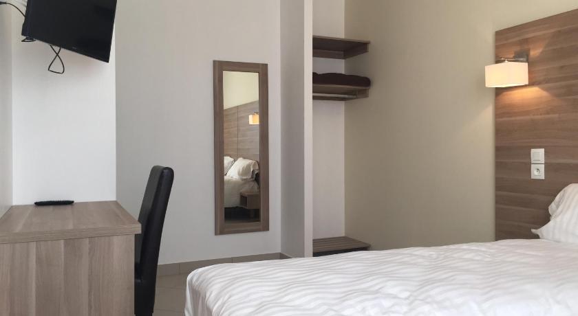 鲁西永 Le Logis Dauphinois 2星级 酒店 景观