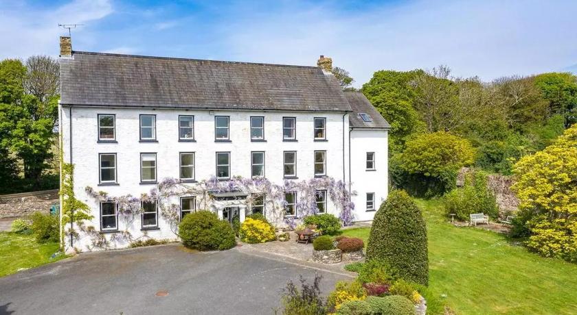 Cuffern Manor photo