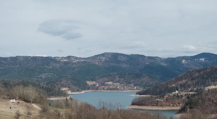 Vikendica Jezdic photo