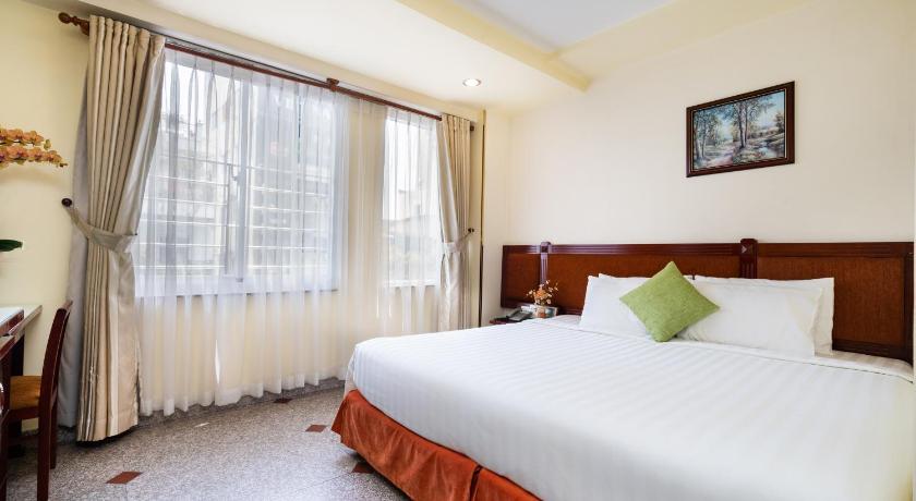 ホーチミン Lucasta SaiGon Hotel 3つ星 ホテル レストラン