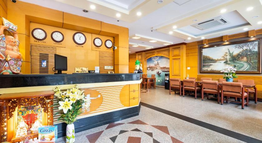 ホーチミン Lucasta SaiGon Hotel 3つ星 ホテル ロビー