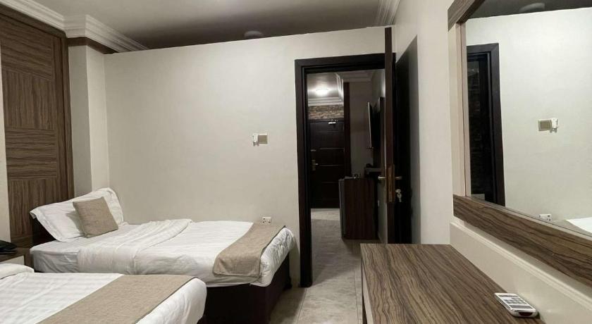 รูปของห้องลักชัวรีสำหรับสี่ท่าน (Luxury Quadruple Room) 0
