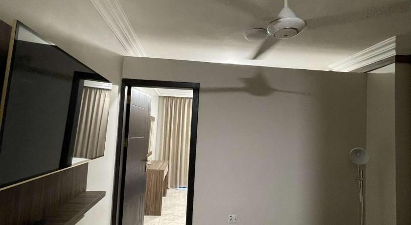 รูปของห้องลักชัวรีสำหรับสี่ท่าน (Luxury Quadruple Room) 1
