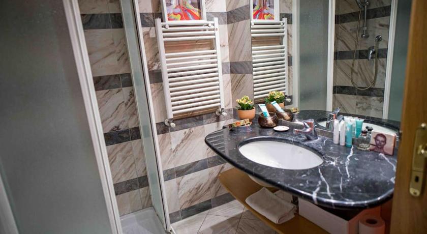 Rome Anna’s Crazy Place 3-Star Single Room view