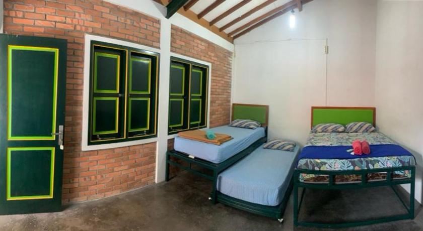 Sonosewu Guesthouse Syariah photo