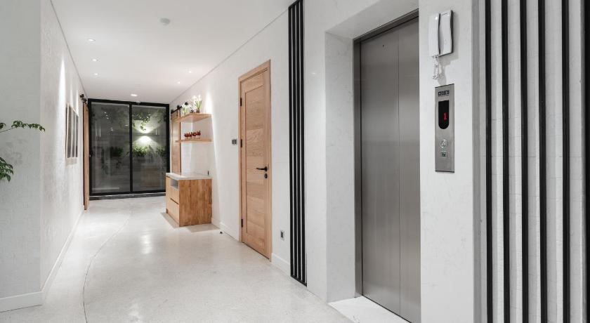 Bi Eco Suites Hanoi photo