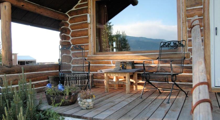 Dog Friendly Ty's Cabin by AAA Red Lodge Rentals photo