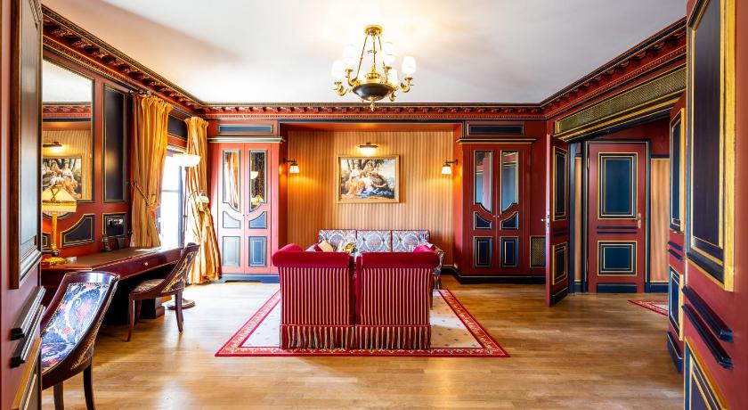 Image of Royal Suite 5