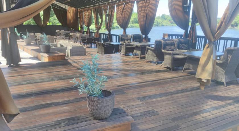 Rikabar Restaurant & nature photo