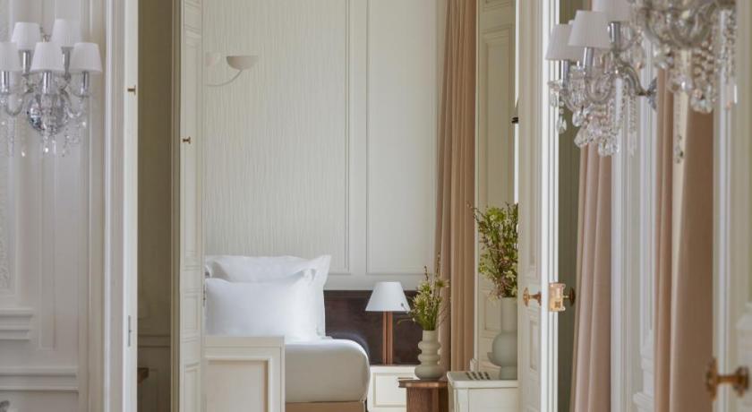 Image of Prestige Room 4