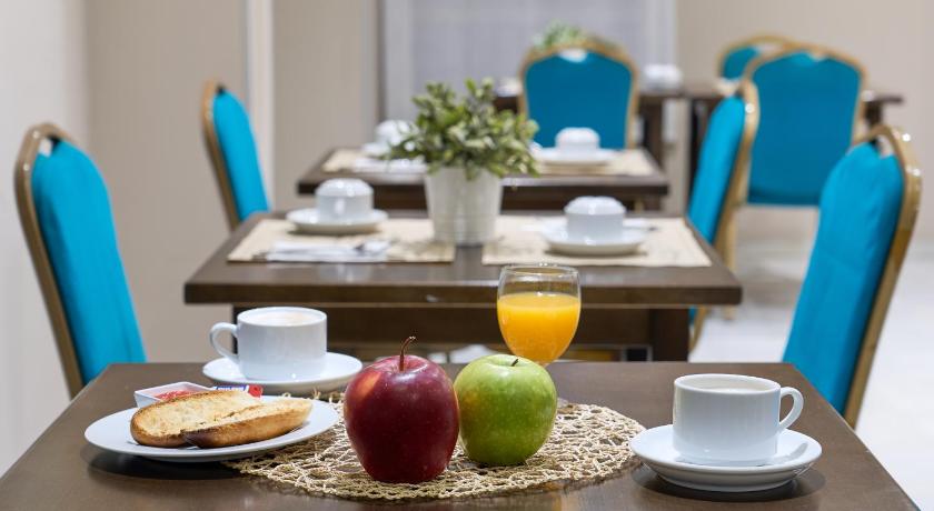 Hotel Navas - image 3