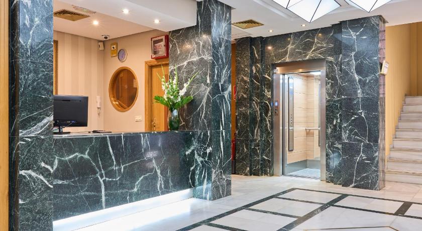 Hotel Navas - image 12