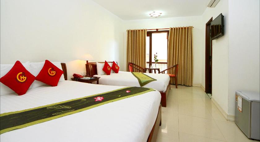 Image of Deluxe Family Room 1