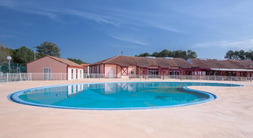 Residence Vacanceole Sun Hols Les Villas du Lac
