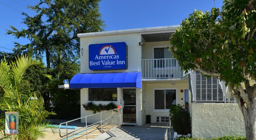Americas Best Value Inn Bradenton Sarasota photo
