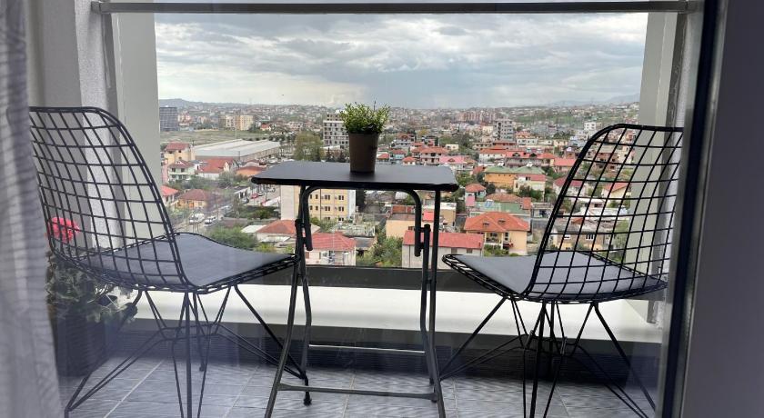 Comfy Nest Apartment- free parking — Hotel in Tirana