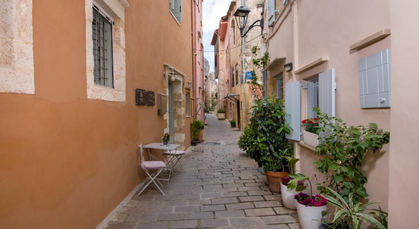Splantzia Houses - Boutique Home - image 5