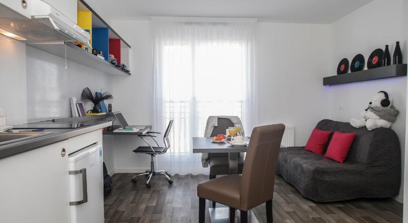 Image of Single Room 1