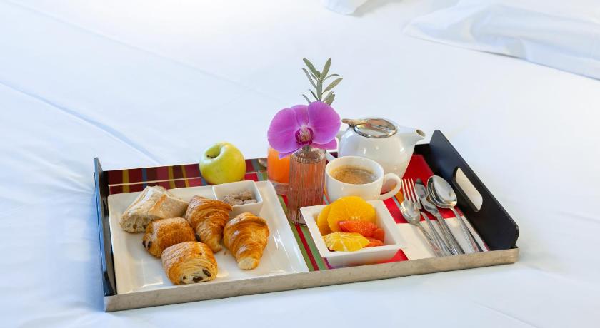Immagine di Standard Doppia – Non Fumatori (Standard Double Room - Non-Smoking) 11