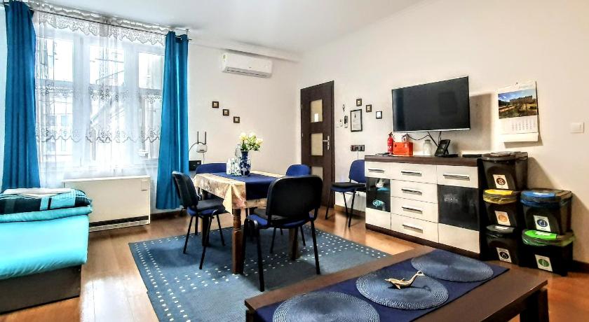 GAJ Apartment - Air condition - Free Parking — Hotel in Kraków