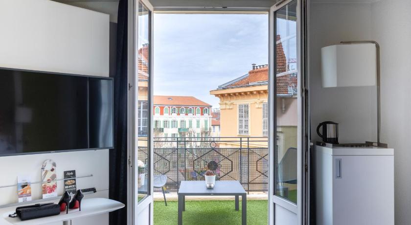 Immagine di Standard Doppia – Non Fumatori (Standard Double Room - Non-Smoking) 5