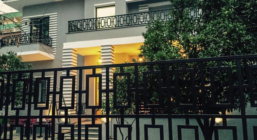 Hotel Antigone — Hotel in Tirana