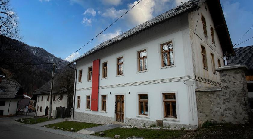Rooms Pr' Gavedarjo Podkoren photo