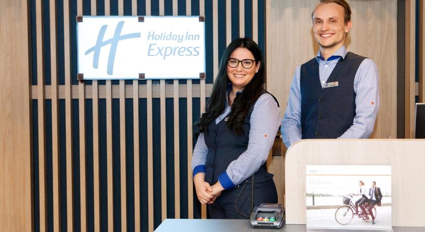 Holiday Inn Express Munich - Olympiapark photo