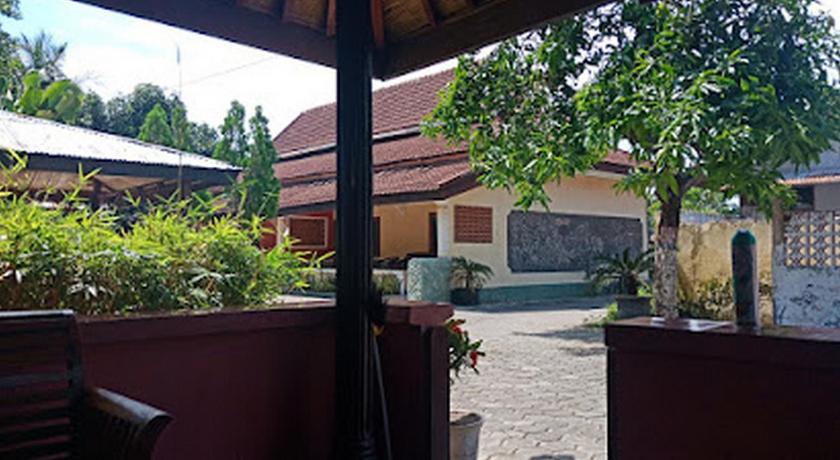 Hotel Nirwana Situbondo RedPartner photo