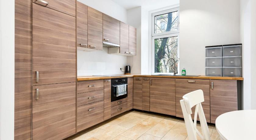 Nice Central City Room photo