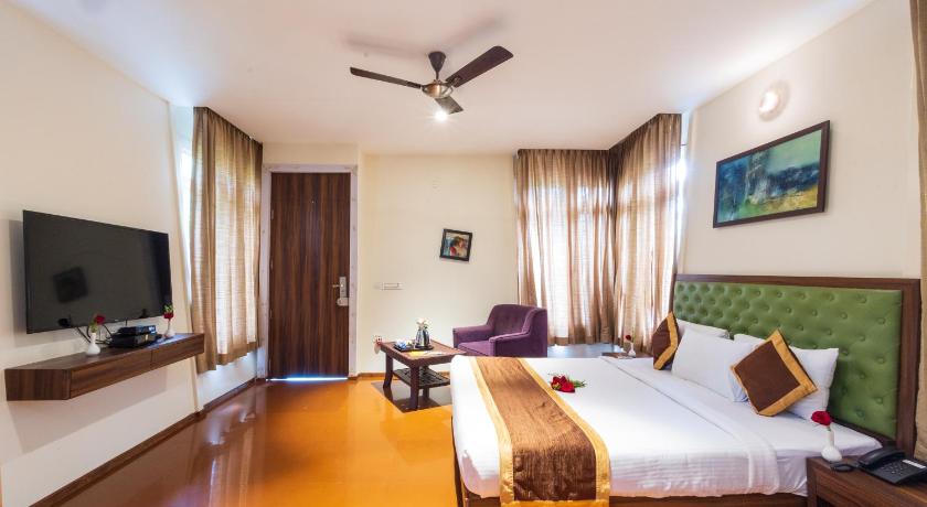 Image of Deluxe Suite 1