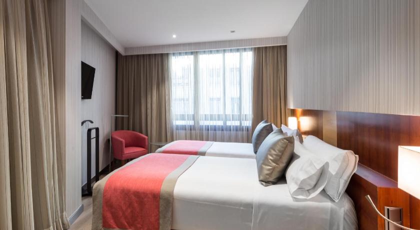 Catalonia Barcelona 505 Hotel photo