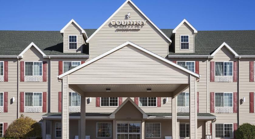 Country Inn & Suites by Radisson, Bismarck, ND