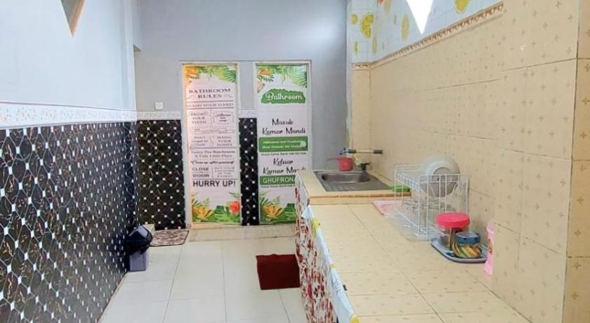 Penginapan Syariah Dhifa photo
