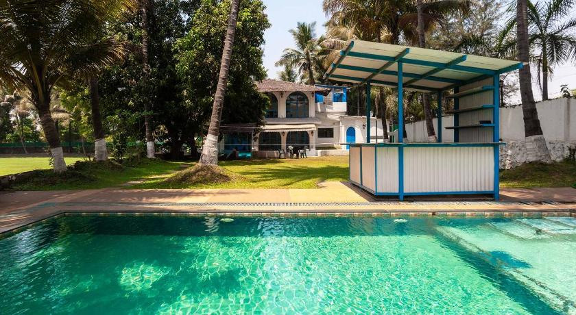 StayVista at Casa Blanca photo