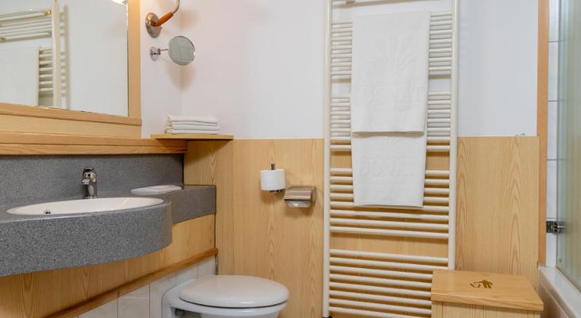 Grand Hotel Donat Superior & Wellness Center photo