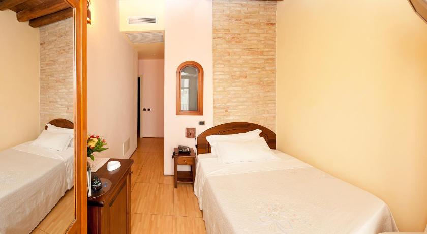 Economy Double Room With Small Double Bed