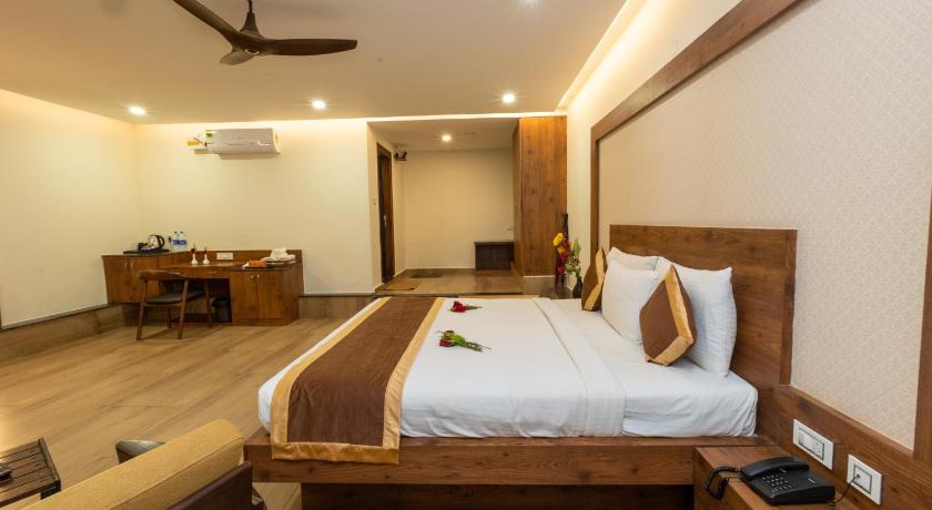 Image of Junior Suite with Garden View 5