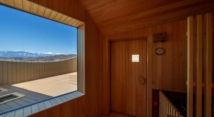 onsen hotel OMOTO photo