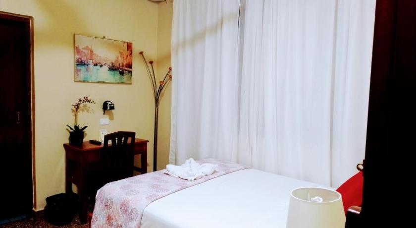 Hospedaje El Virrey photo