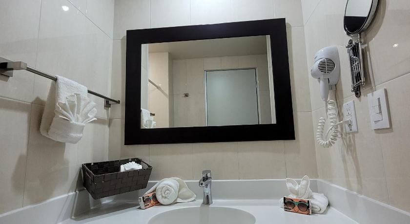 Hotel CH photo