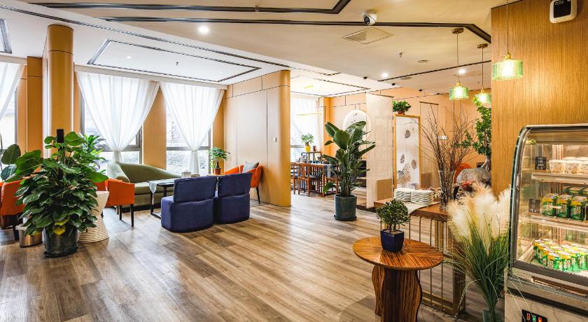 Holiday Inn Express Chongqing Guanyinqiao photo